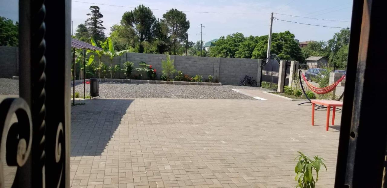 Mate'S Guest House Kobuleti Zewnętrze zdjęcie